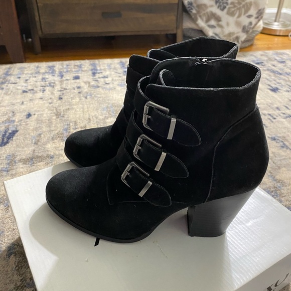 Xoxo black booties - Picture 2 of 8